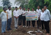 कृषी दुतांनी पटवून दिले माती परीक्षणाचे महत्त्व