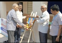 राष्ट्रीय सेवा योजनेतर्फे नेताजी सुभाष चंद्र बोस यांना अभिवादन