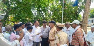 महावितरण वीजतारा चोरी प्रकरणी शेतकरी आक्रमक